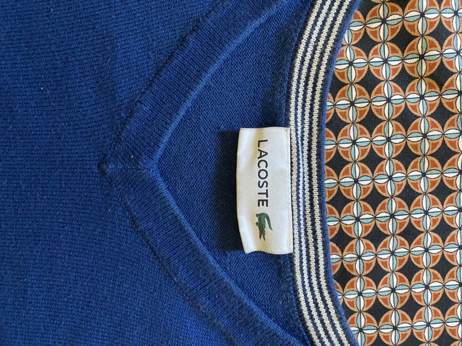 Легенький світшот від Lacoste