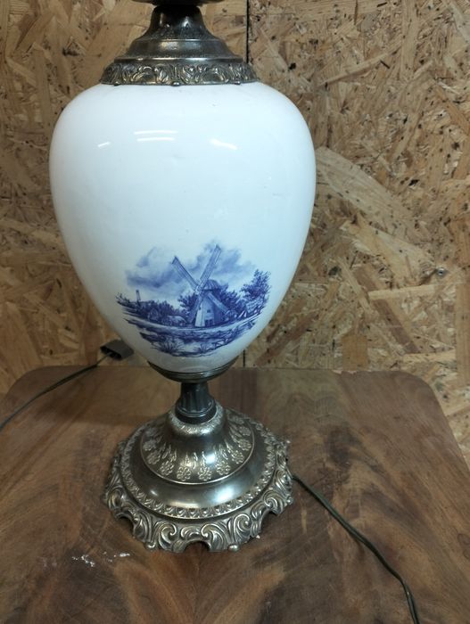 Stara lampa bardzo ładna