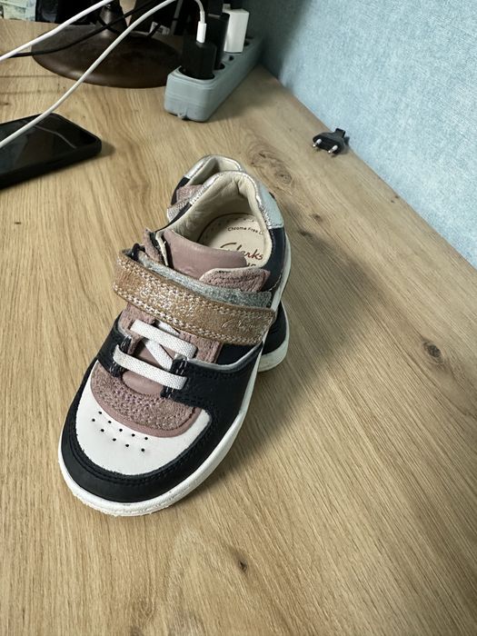 Кпосівки  Clarks