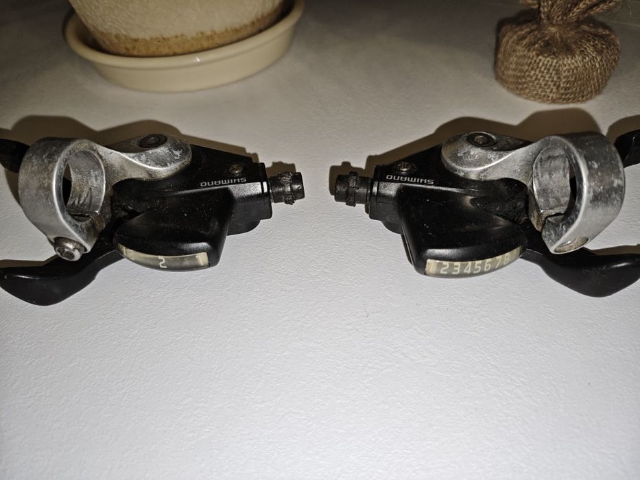 Манетки Shimano 3*8