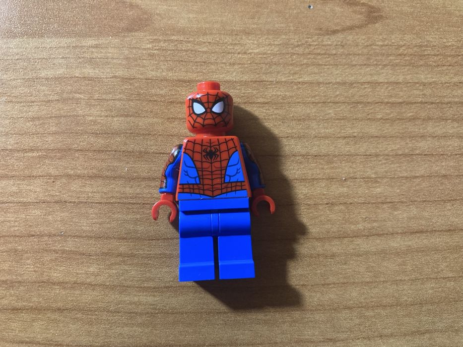 Фігурка лего людина павук