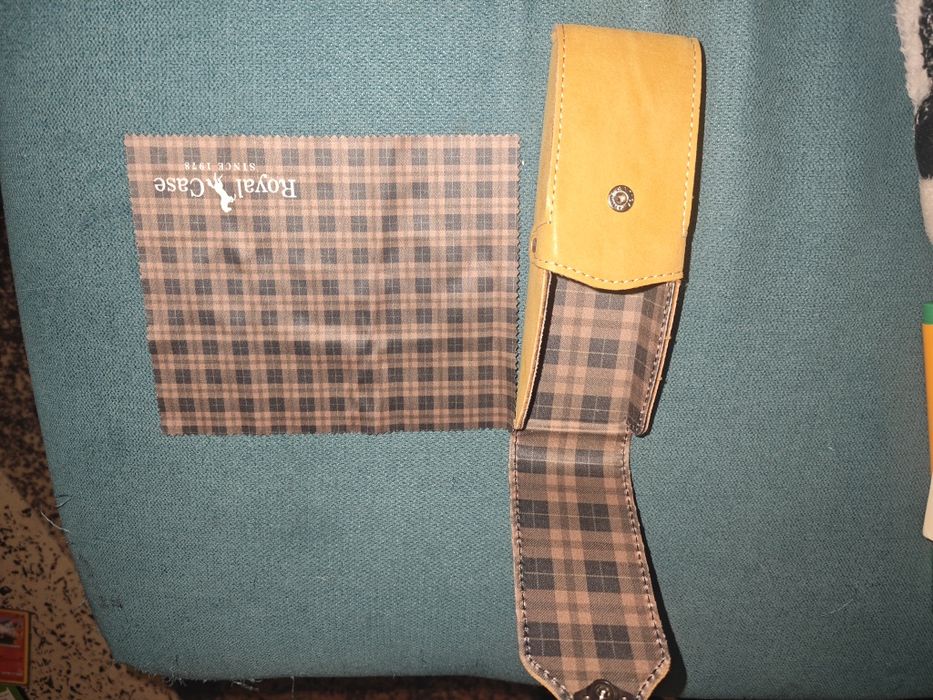 Nowe etui na okulary + chusteczka do okularów