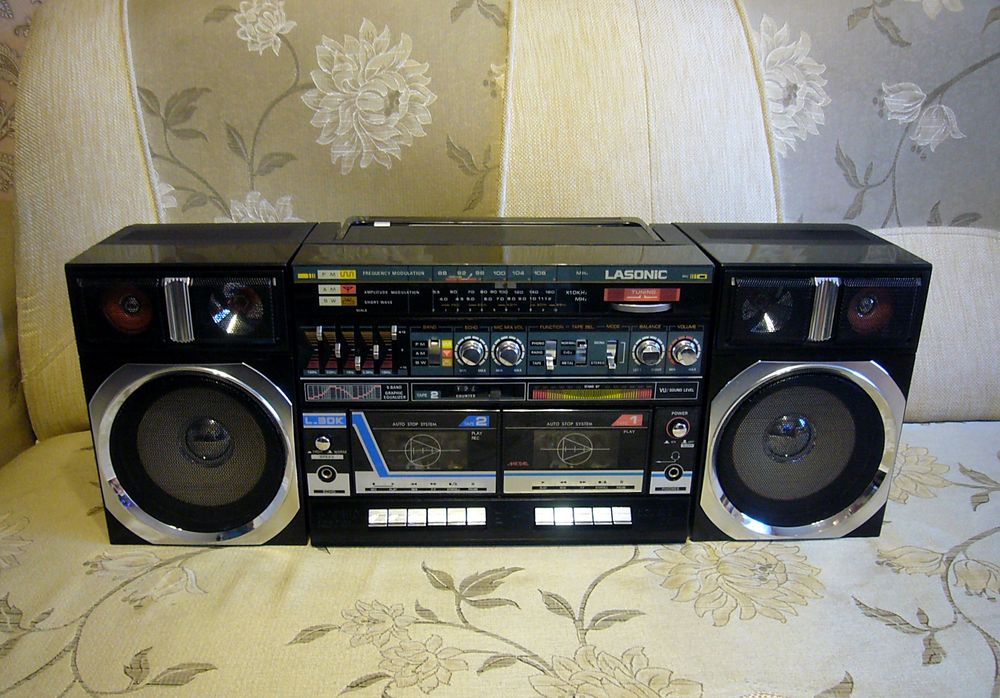 Магнитолы Lasonic l30k,Lucky l30