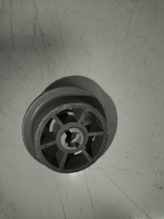 Kólka do prowadnic kosza zmywarki