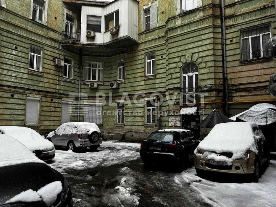 Богдана Хмельницького, 1 поверх, 40кв.м, Золоті Ворота, 90000у.е