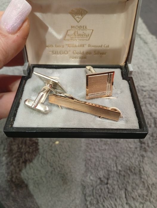 Продам чоловічий набір запонок  золото срібло  модельAdmira нові