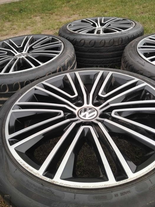 Felgi + opony 18x225x40 VW Passat B5 B6 B7