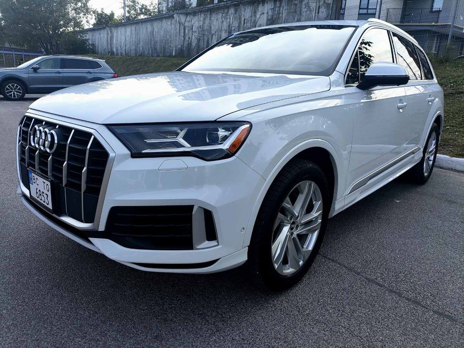 Продам власне авто Audi Q7