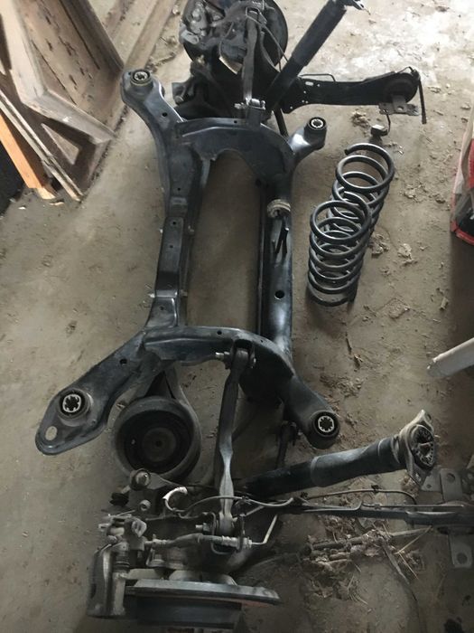 Eixo traseiro completo de Ford S MAX 1.8 tdci