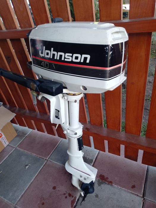 Silnik zaburtowy Johnson 4