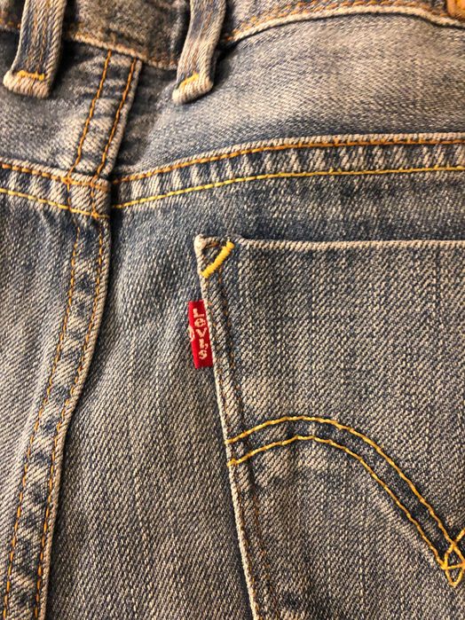 Levi’s 627 Straight Fit NOVAS