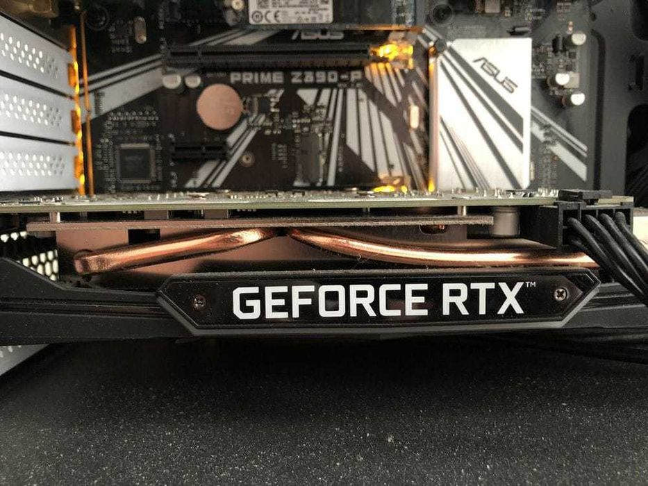 Pc gaming I7 9700K/RTX 2060/watercooling /16GB DDR4 3200MHZ