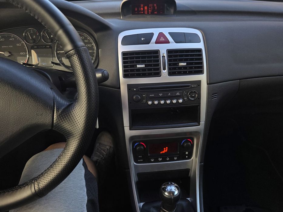 Carro Peugeot 307 — photo 5