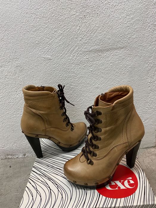Botins Exé Camel