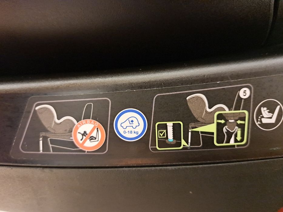 Cadeira Auto Britax Römer Dualfix 2R