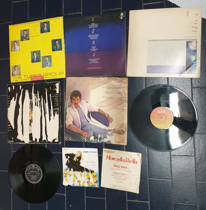 Discos de vinil antigos430318668618158081