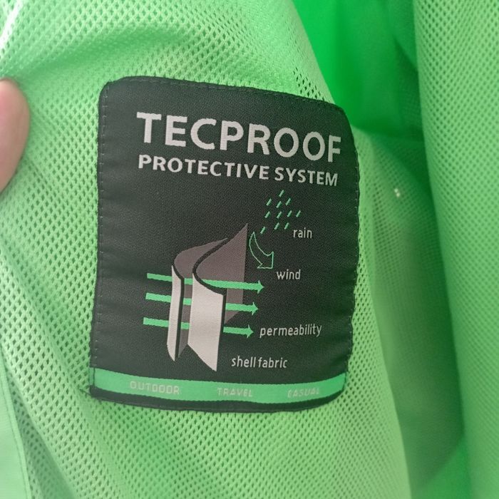 Kurtka Hi-Tec nowa 152