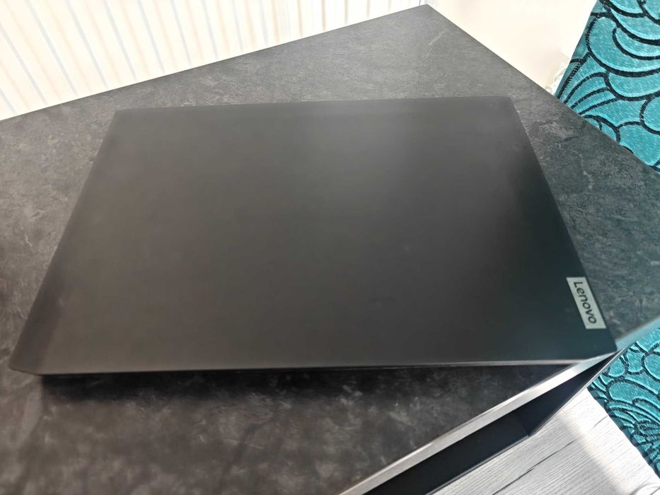 Lenovo IdeaPad Gaming 3 (15,6 cali, Intel i5, 16GB RAM, GTX1650 + Windows)