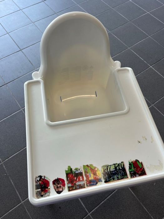 Cadeira de comida para bebé (Antiloop Ikea)