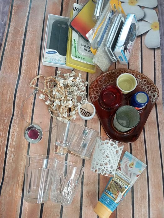 Лот брік, посуд, косметика