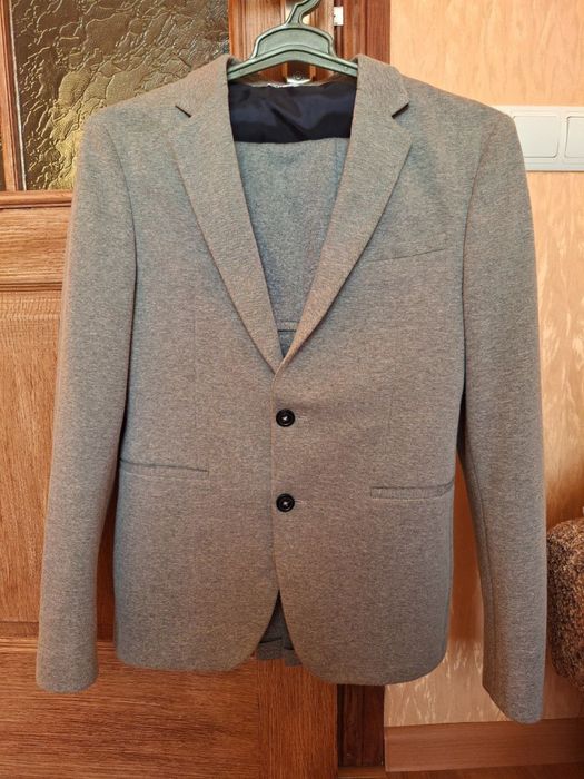 Продам костюм зара zara