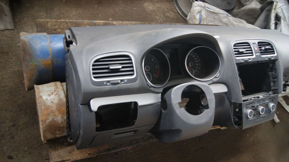 Deska Rozdzielcza VW Golf VI