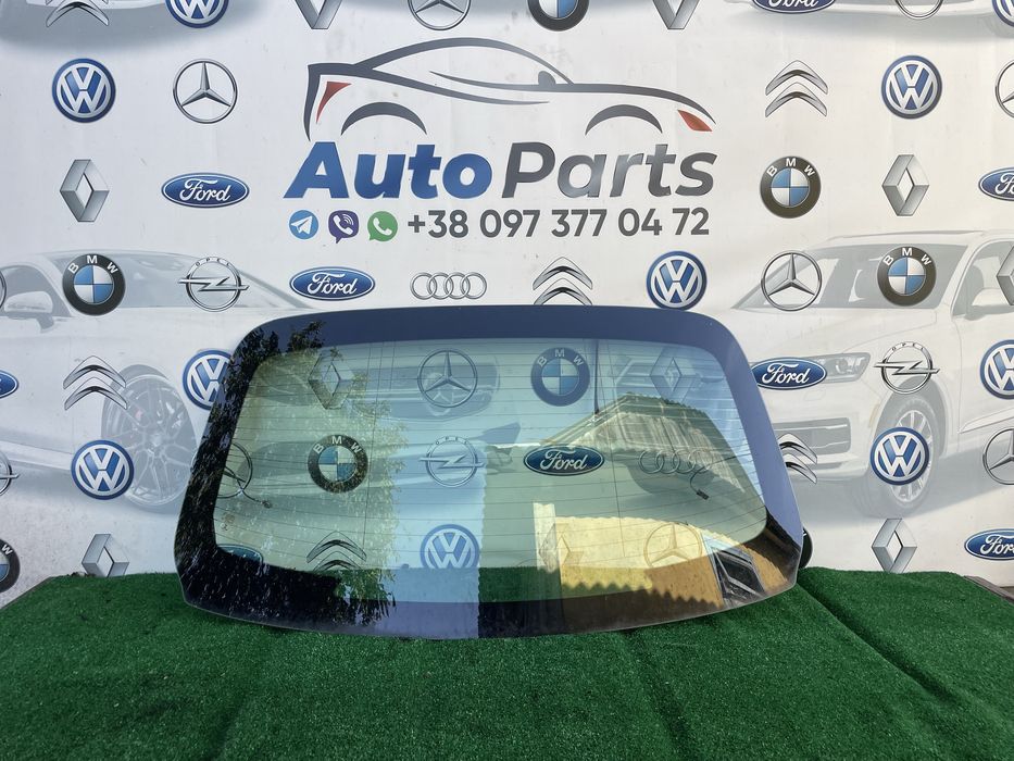 Заднее стекло заднє скло Mercedes W205 седан