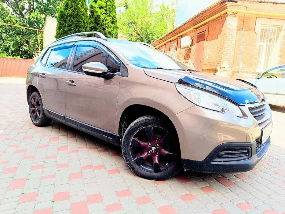 Продам Peugeot 2008  економічний та надійний кросовер для міста