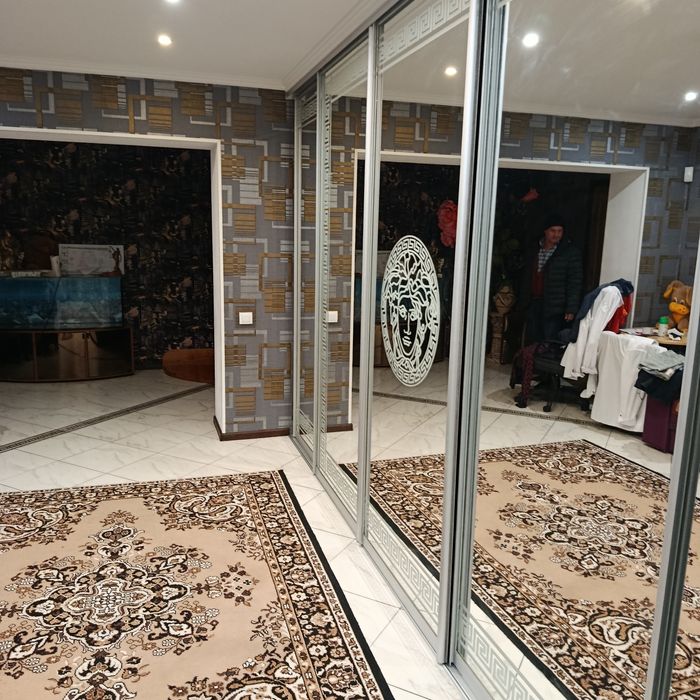 Продаж будинку. Новомістенська.