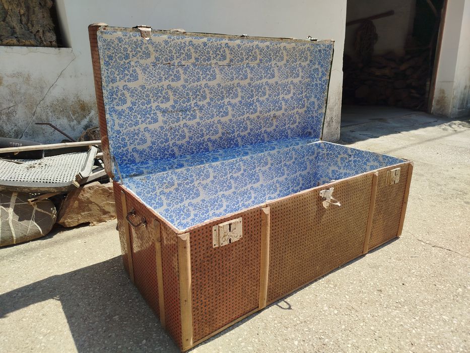 Baús antigos vintage