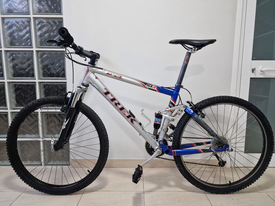 Bicicleta MTB TREK SLR 100 Full Suspension Roda 26