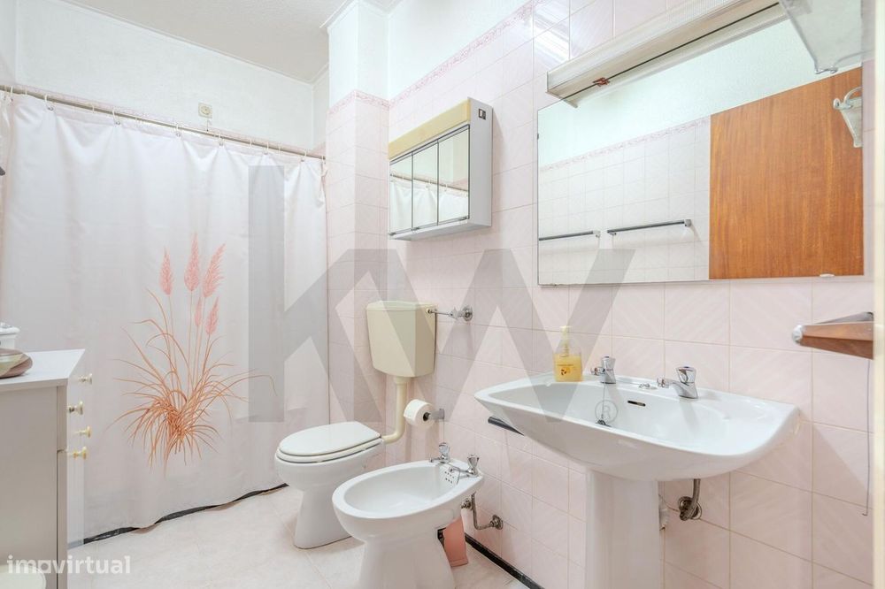 T2 em Oeiras | O Equilíbrio Perfeito entre Conforto e Localização