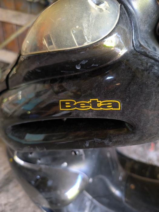 скутер Beta 150cc.