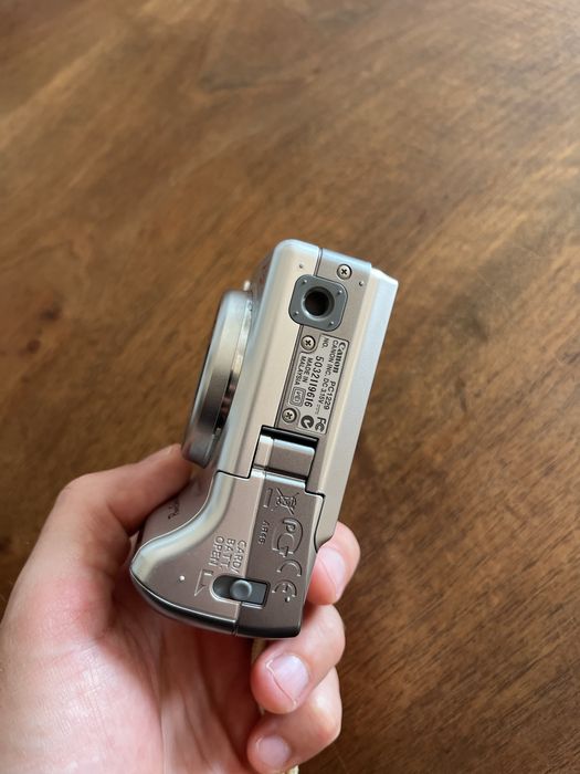 Canon PowerShot A560