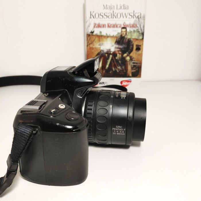 Analogowa Lustrzanka PENTAX Z-10 z obiektywem Pentax 35-80 1:4-5,6