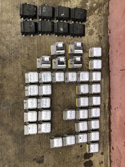 Блок управління AIRBAG Шкода Октавія