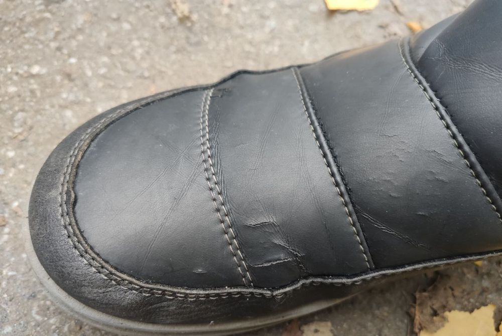 Продам зимние сапоги  41 размер