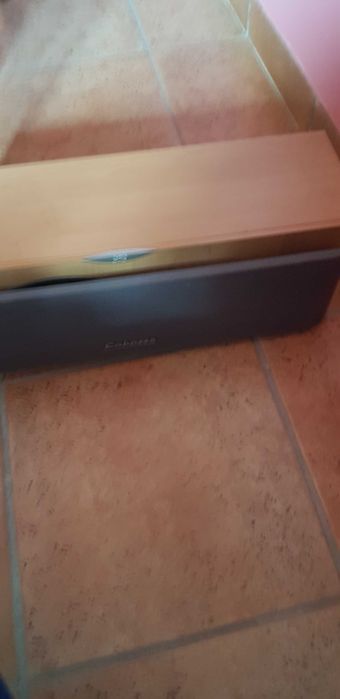 Colunas de som e subwoofer