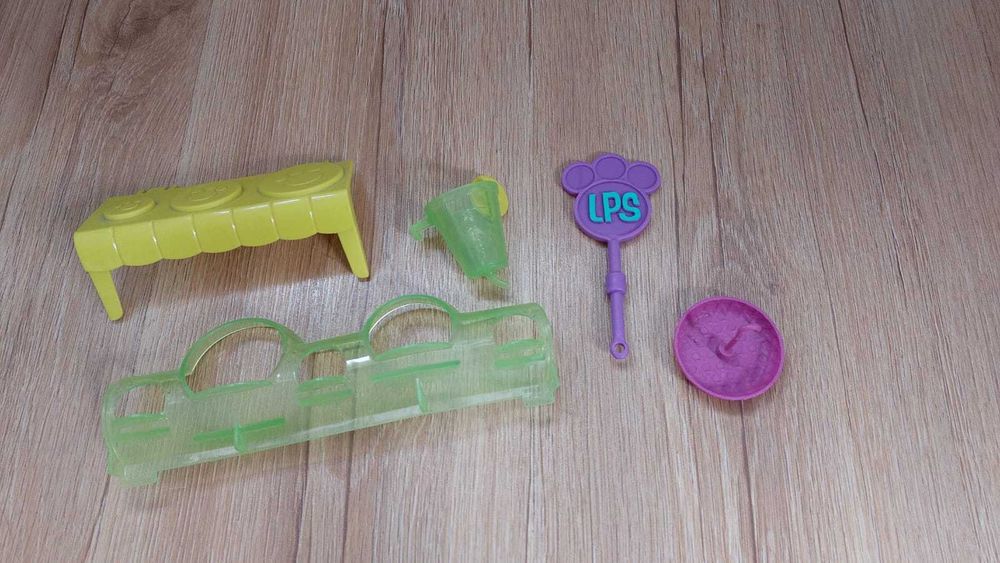 Littles pet Shop food truck