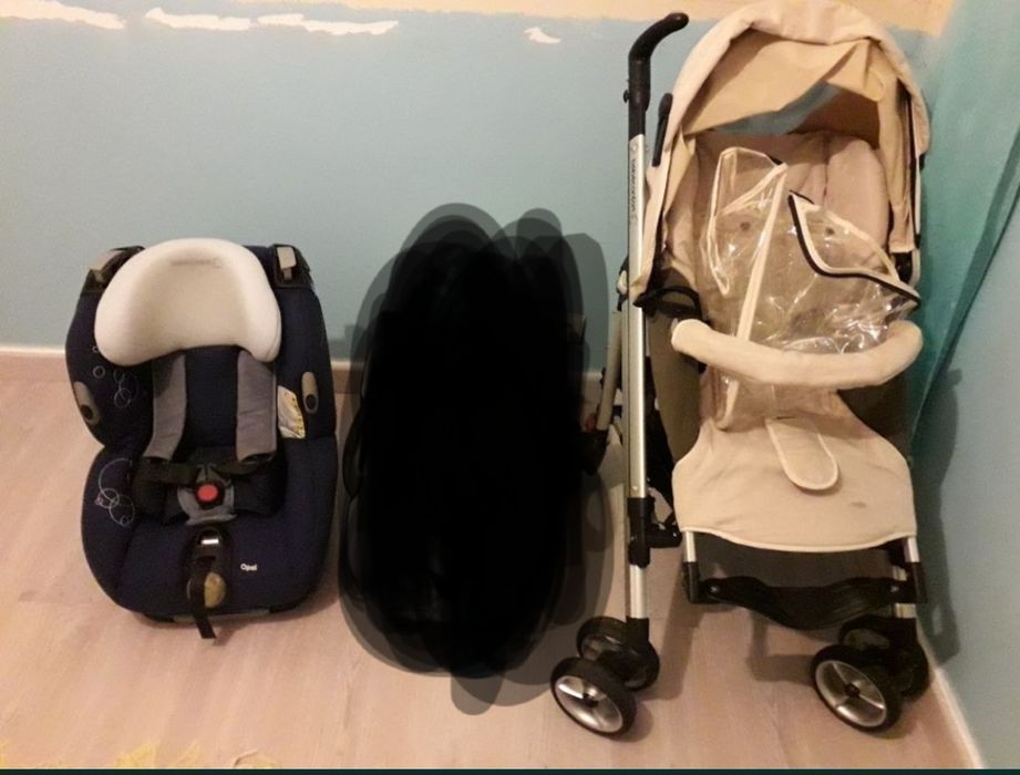 Carrinho bebé ,cadeira auto. Tudo em bom estado