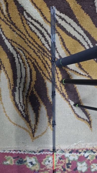 Flagman squadron flow feeder commercial carp 3,60/11ft/90g/4x szczytówka.