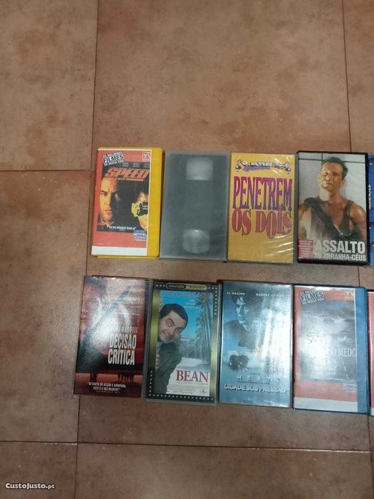21 Cassetes de Vídeo originais.