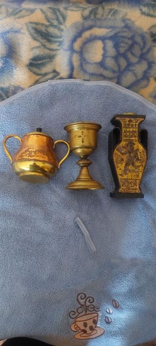 Вінтажна цукерниця,підсвічник,ладанка