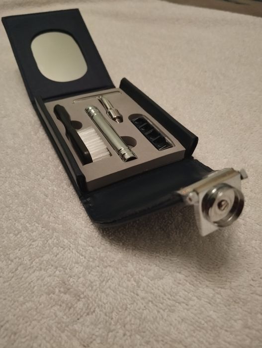 Дорожный комплект личной гигиены