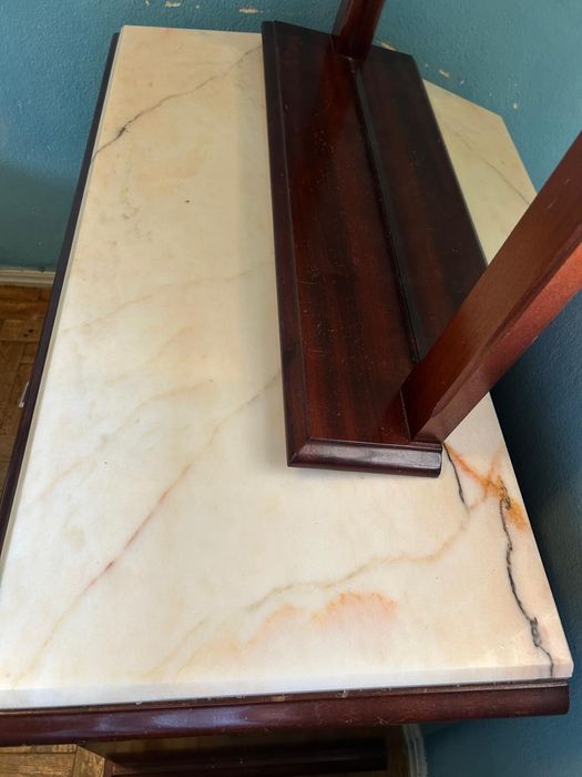 Movel Comoda Em Madeira Bom Estado