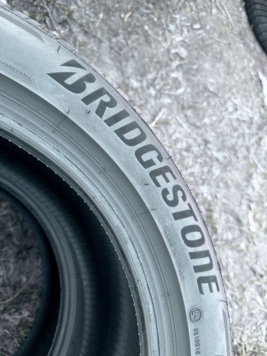 225 50 17 Bridgestone LM005 99% 2023 Шини Зима
