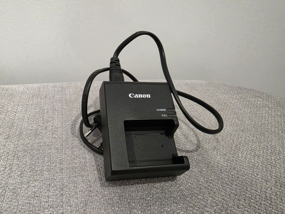 Canon EOS 2000D kit