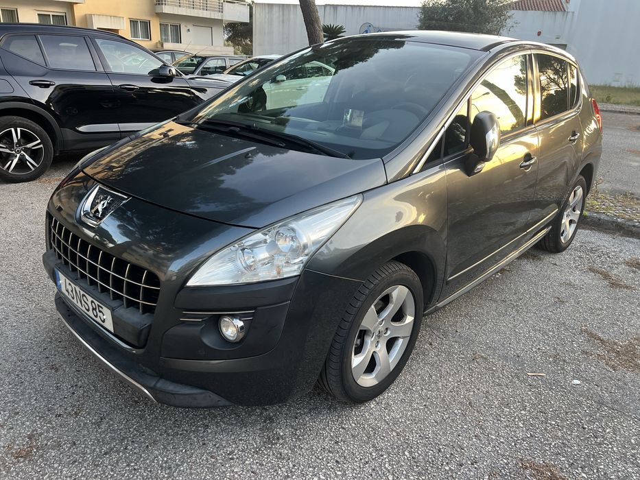 Peugeot 3008 1.6 Hdi (Allure) - Poucos Kms