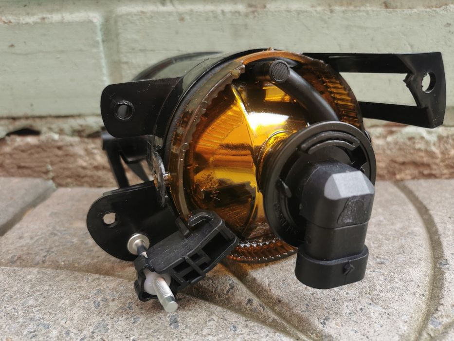 Pasat B6 Противотуманки