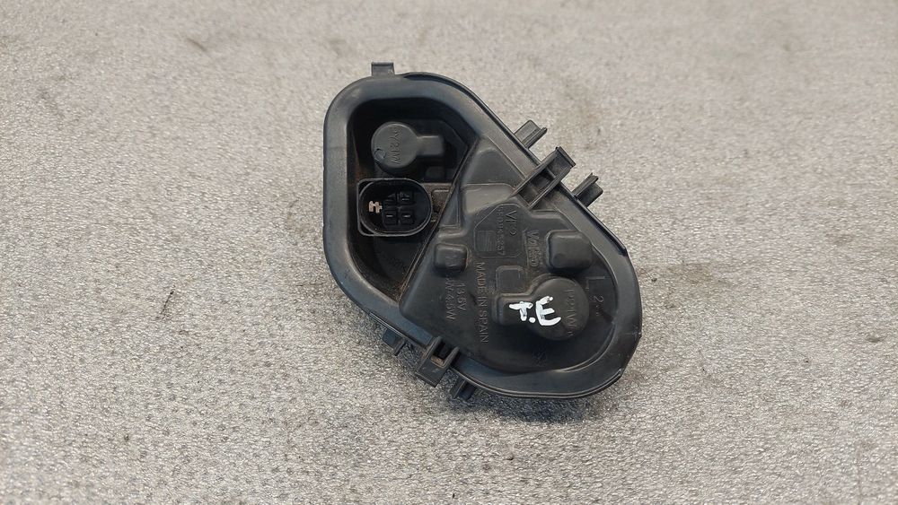 Suporte lâmpada esquerdo SEAT Leon (5F1)